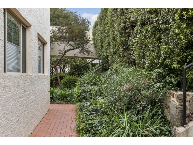 22/27 Leahy Close, Narrabundah ACT 2604