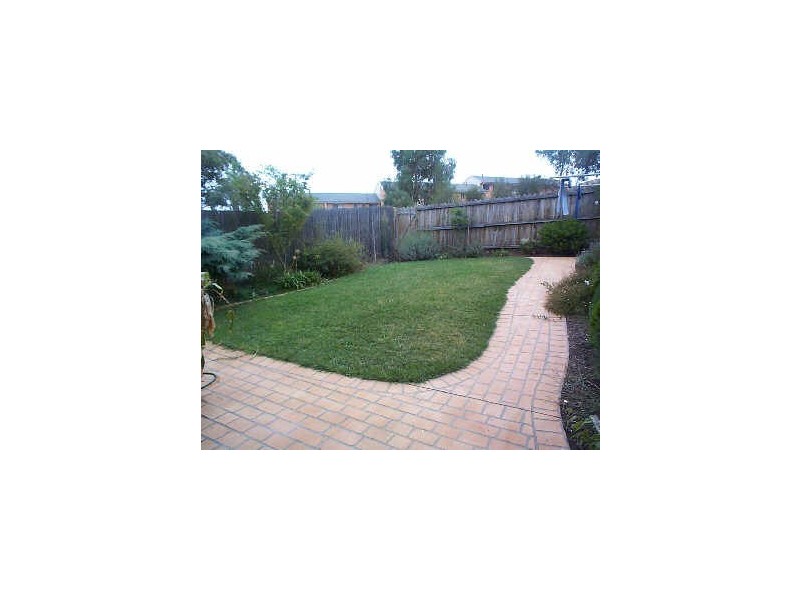 4 Pryor Place, Conder ACT 2906