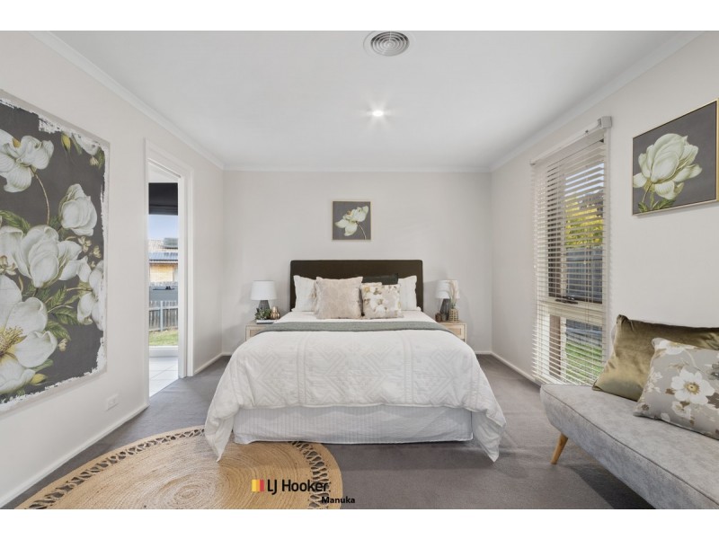 35 Cumpston Place, Macgregor ACT 2615
