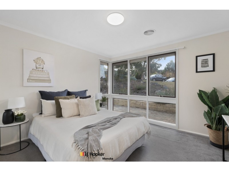 35 Cumpston Place, Macgregor ACT 2615