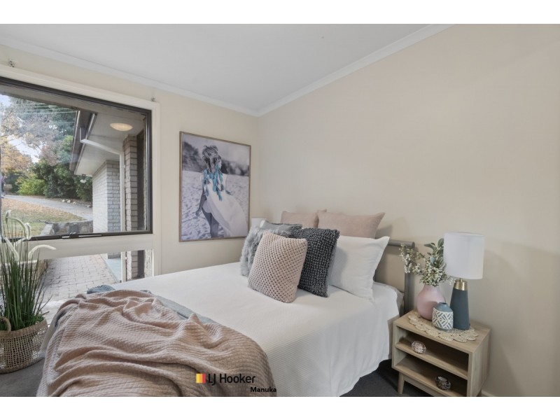 35 Cumpston Place, Macgregor ACT 2615