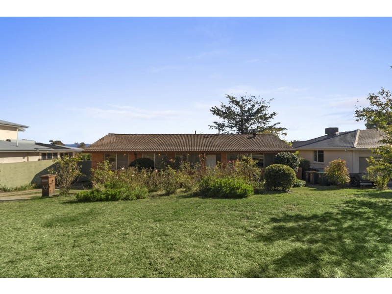 17 Flanagan Street, Garran ACT 2605