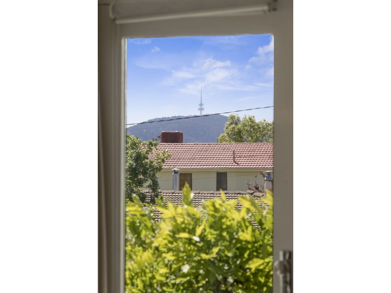 9 Hartog Street, Griffith ACT 2603