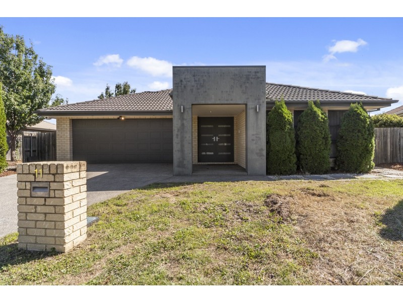 11 Wallaman Street, Harrison ACT 2914