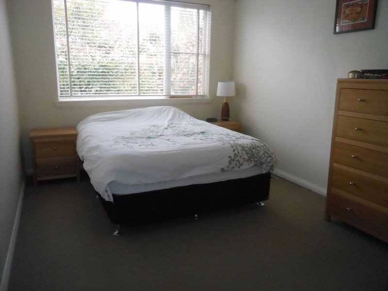 35 Newdegate Street, Deakin ACT 2600