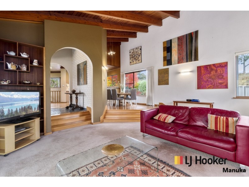 13 Valder Place, Farrer ACT 2607