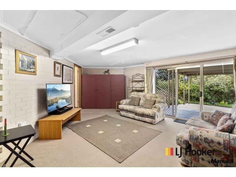 13 Valder Place, Farrer ACT 2607
