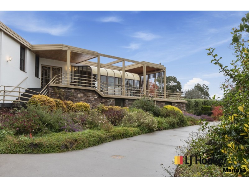 13 Valder Place, Farrer ACT 2607