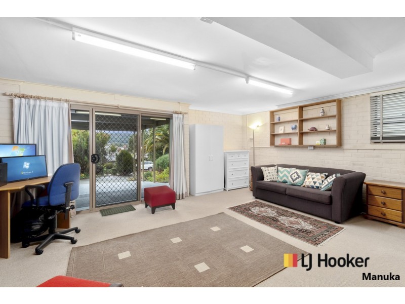 13 Valder Place, Farrer ACT 2607