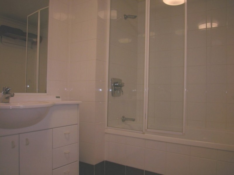 49/18 Captain Cook Crescent, Griffith ACT 2603