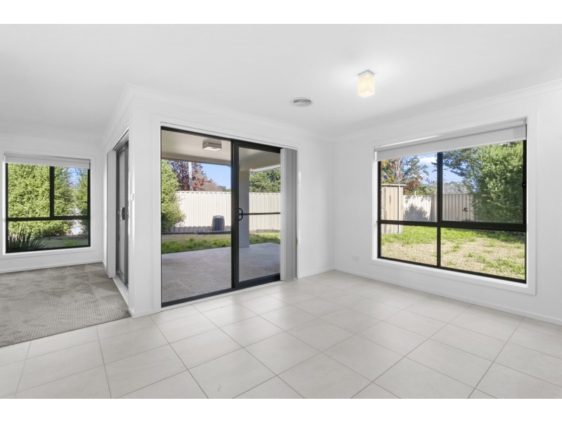 30 Wambool Street, Narrabundah ACT 2604