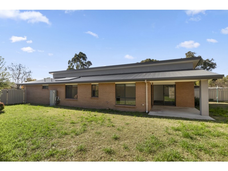 30 Wambool Street, Narrabundah ACT 2604