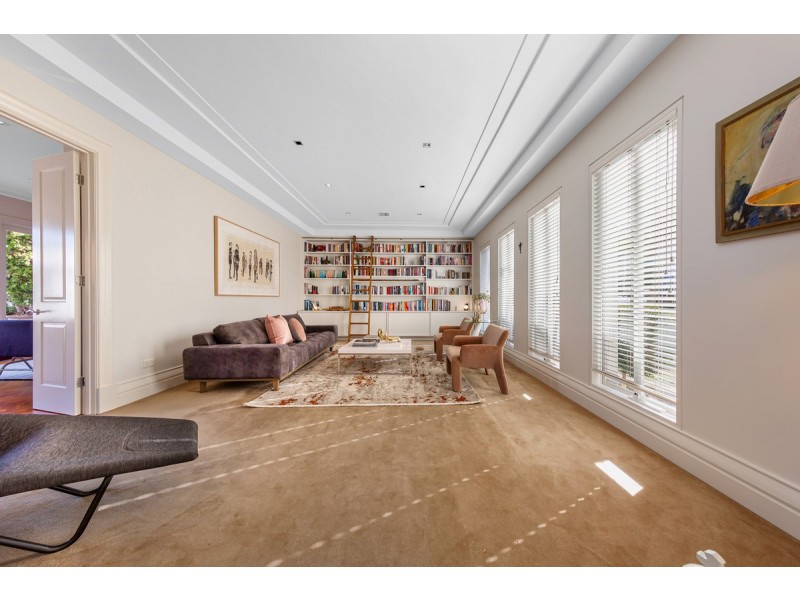 2 Francis Street, Red Hill ACT 2603