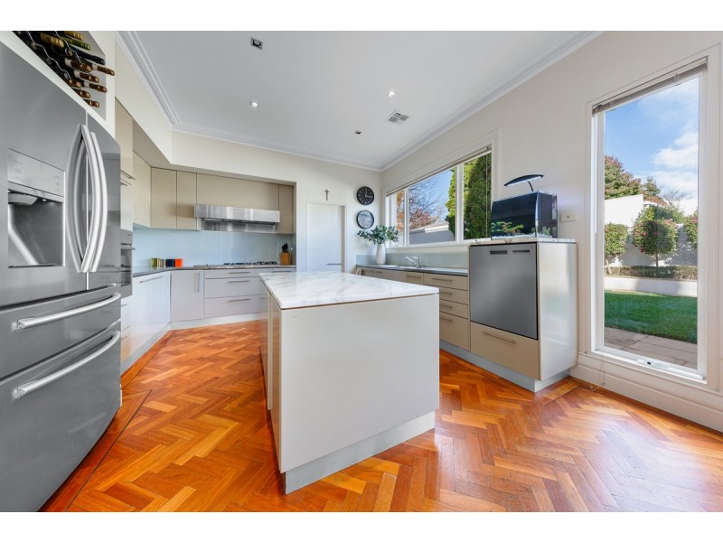 2 Francis Street, Red Hill ACT 2603