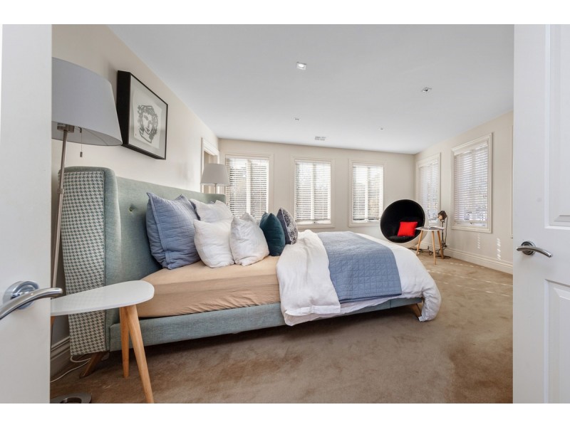 2 Francis Street, Red Hill ACT 2603