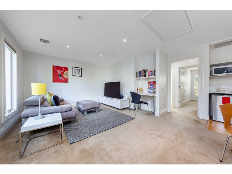 2 Francis Street, Red Hill ACT 2603