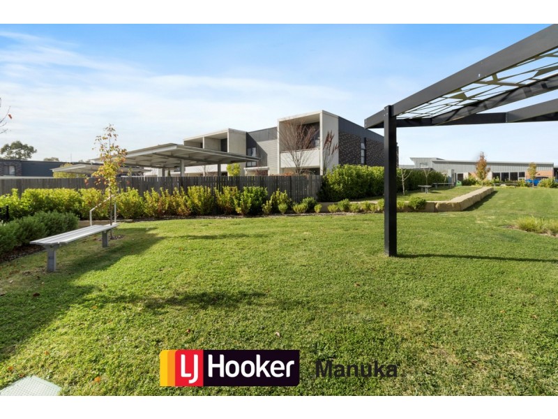 21/120 John Gorton Drive, Coombs NSW 2611