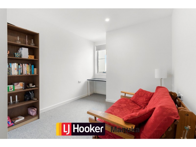 21/120 John Gorton Drive, Coombs NSW 2611