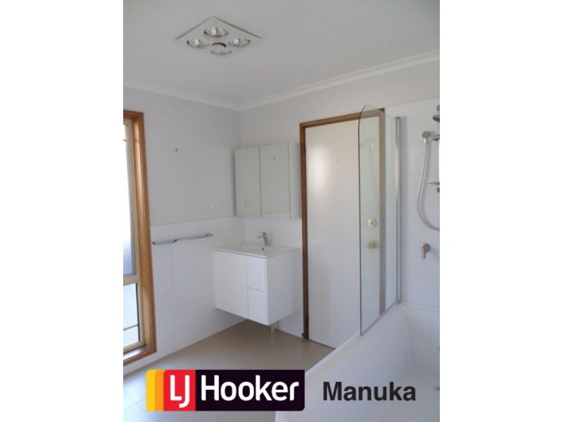 2/6 Mindarie Street, Narrabundah ACT 2604