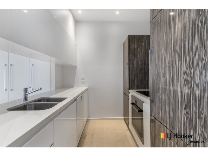 15/16 New South Wales Crescent, Forrest ACT 2603