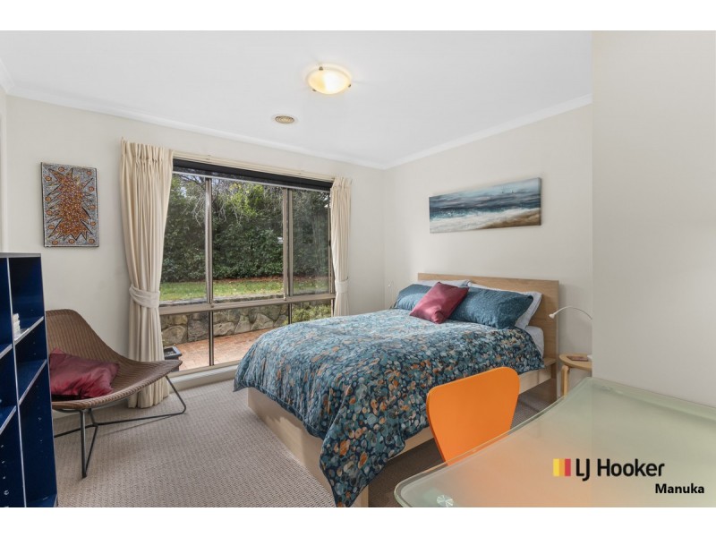 6 Kaeppel Place, Isaacs ACT 2607