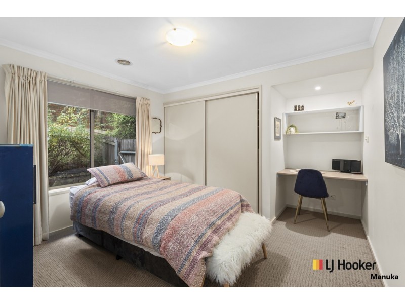 6 Kaeppel Place, Isaacs ACT 2607