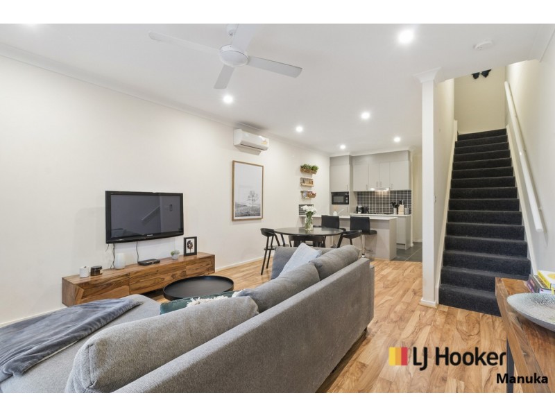 5/33 Arthur Blakeley Way, Coombs NSW 2611