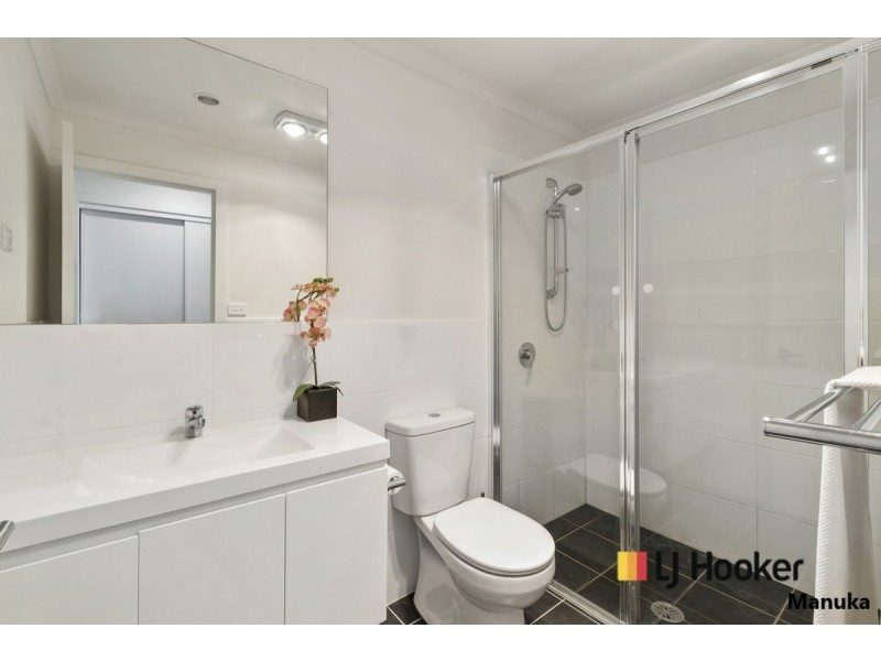 5/33 Arthur Blakeley Way, Coombs NSW 2611
