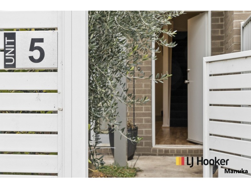 5/33 Arthur Blakeley Way, Coombs NSW 2611