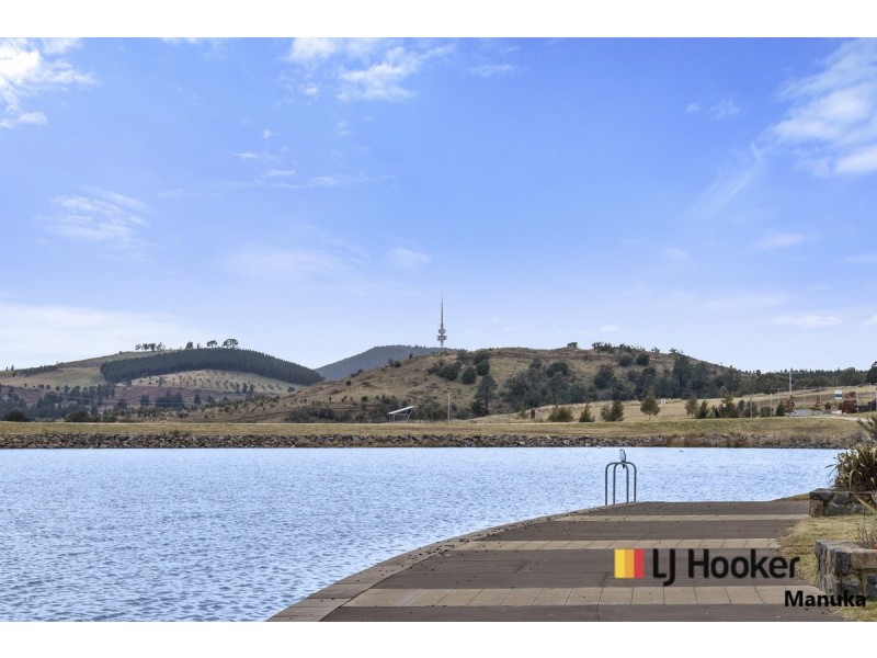 5/33 Arthur Blakeley Way, Coombs NSW 2611