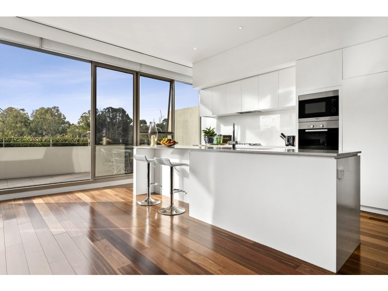 202/17 State Circle, Forrest ACT 2603