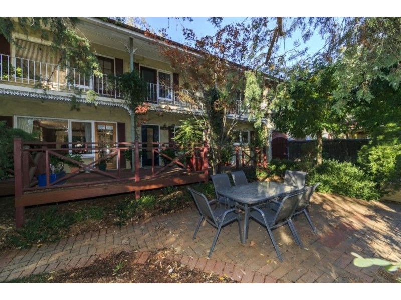 135 Monaro Crescent, Red Hill ACT 2603