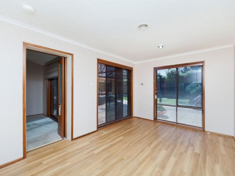 1 Brentnall Place, Fadden ACT 2904