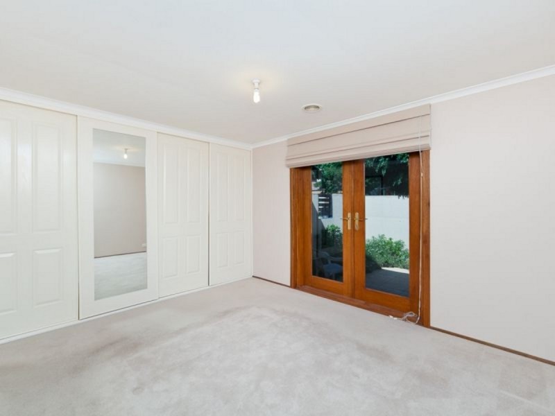 1 Brentnall Place, Fadden ACT 2904