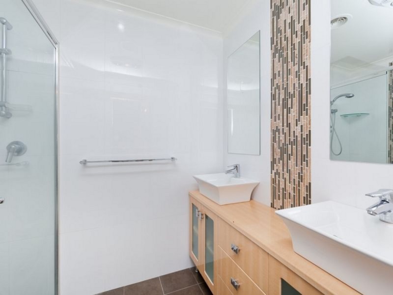 1 Brentnall Place, Fadden ACT 2904