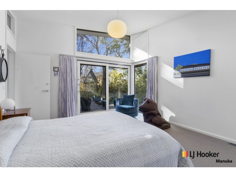 32 Lambert Street, Lyneham ACT 2602