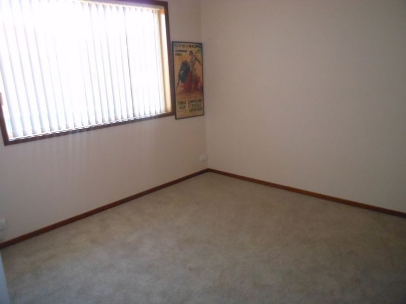 10 Rule Street, Isaacs ACT 2607