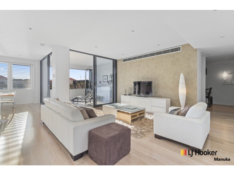 8/11 Sydney Avenue, Barton ACT 2600