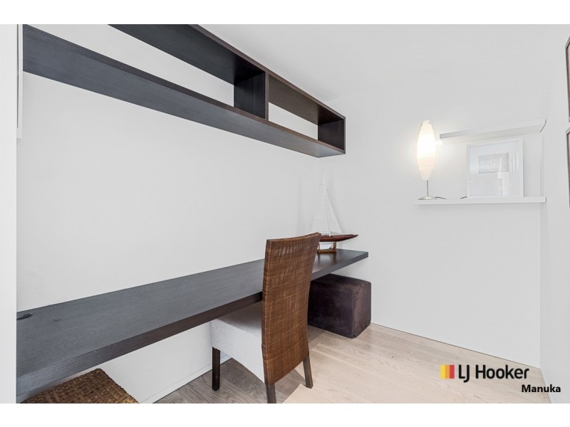 8/11 Sydney Avenue, Barton ACT 2600