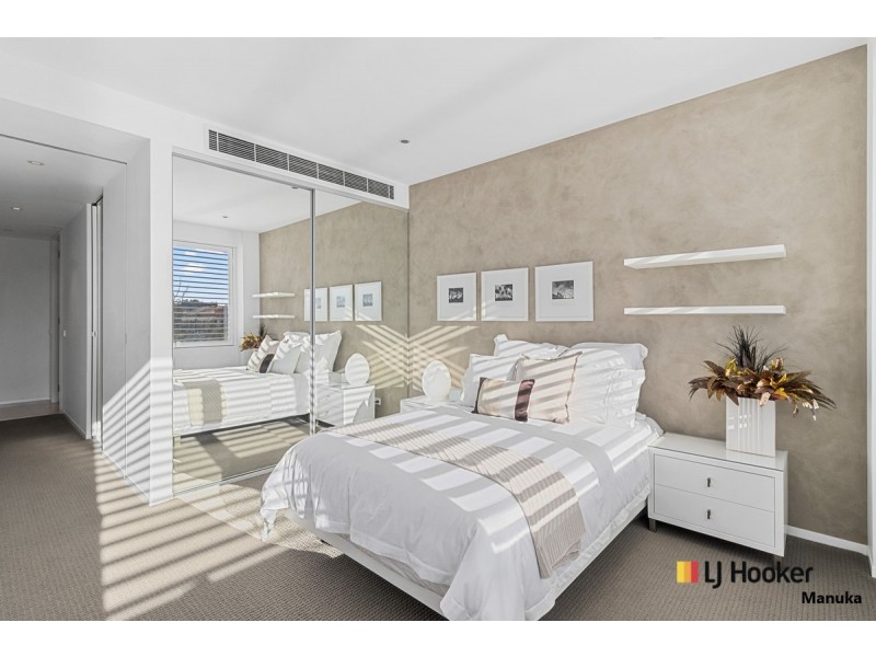 8/11 Sydney Avenue, Barton ACT 2600