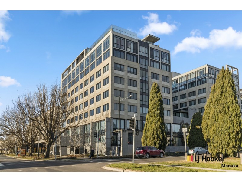 8/11 Sydney Avenue, Barton ACT 2600
