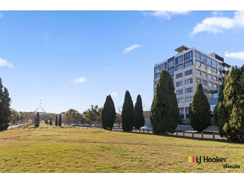 8/11 Sydney Avenue, Barton ACT 2600