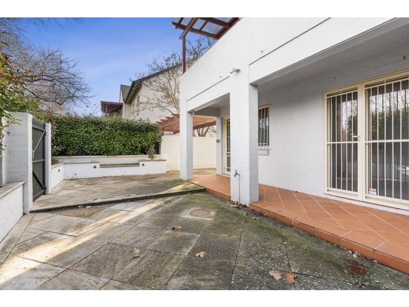 10/37 Dominion Circuit, Forrest ACT 2603