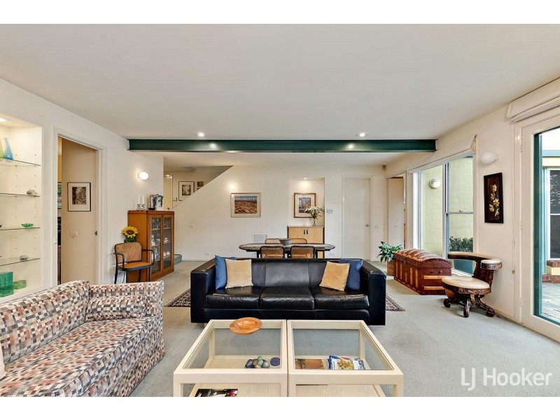 19 Empire Circuit, Forrest ACT 2603