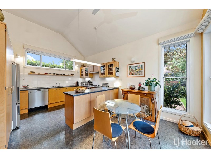 19 Empire Circuit, Forrest ACT 2603