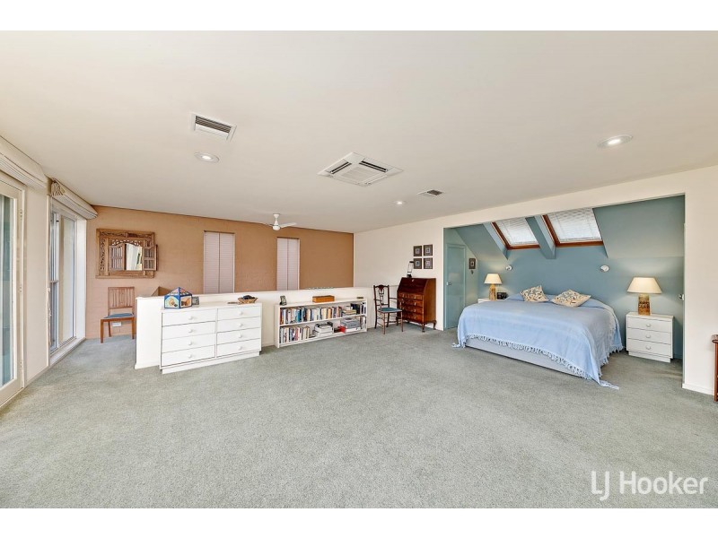 19 Empire Circuit, Forrest ACT 2603