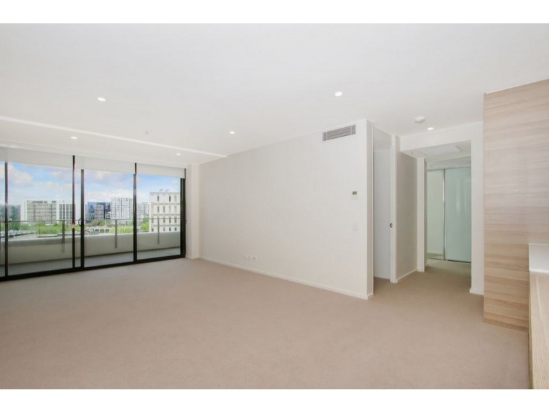 73/45 West Row, City ACT 2601