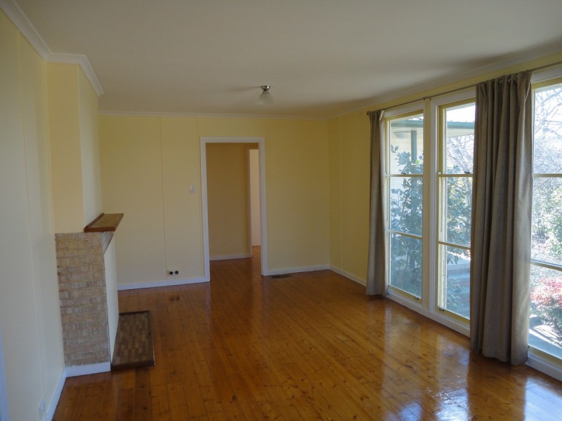 26 Bundeela Street, Narrabundah ACT 2604