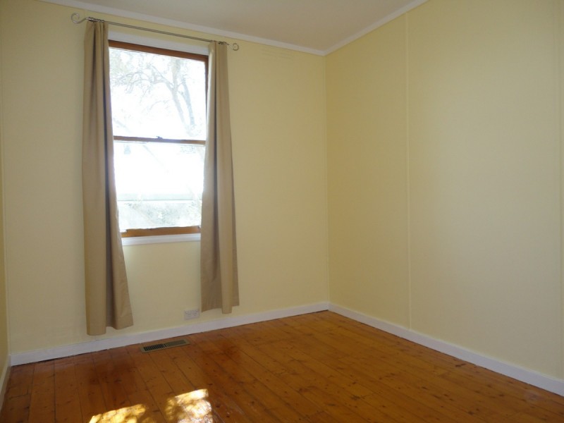 26 Bundeela Street, Narrabundah ACT 2604