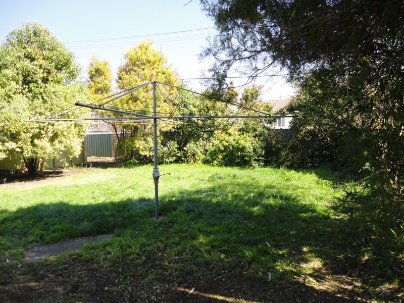 26 Bundeela Street, Narrabundah ACT 2604